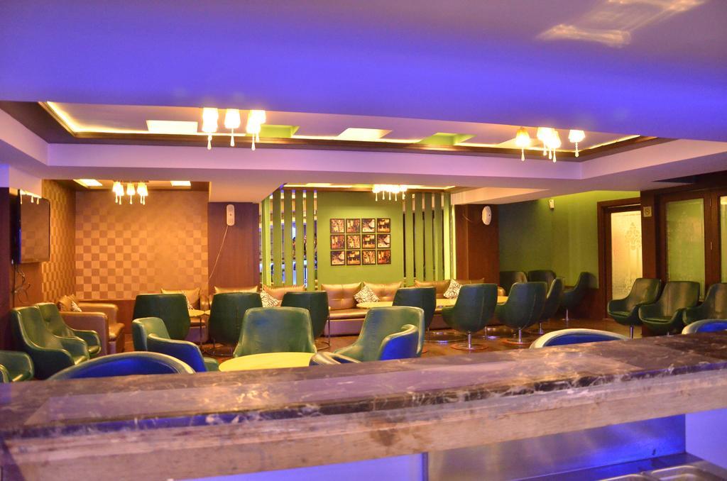 Hotel Down Town Jalandhar Exterior foto