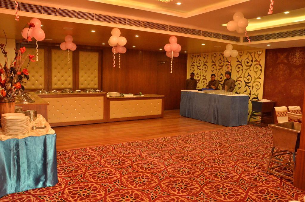 Hotel Down Town Jalandhar Exterior foto